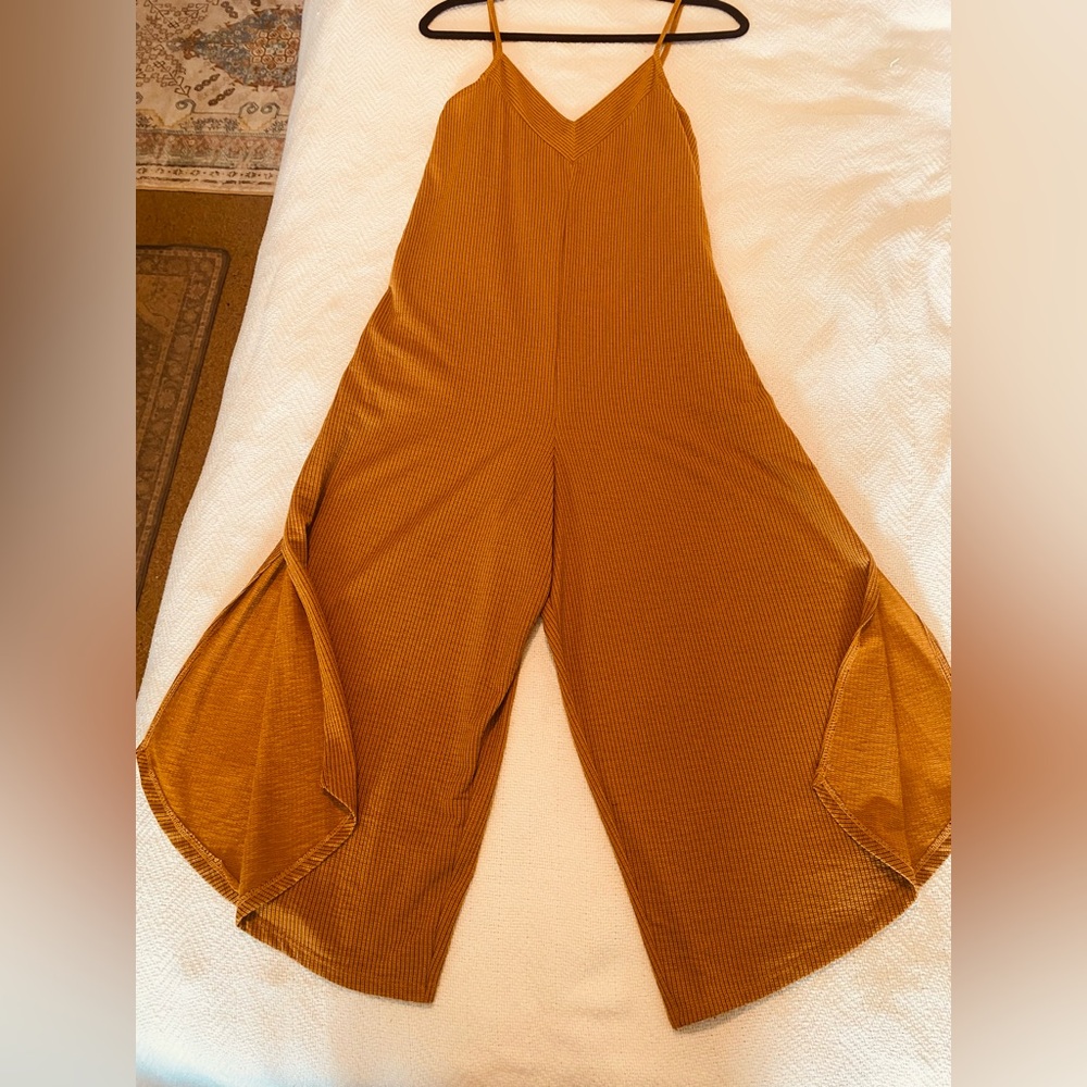 Flowy Wide-Leg Jumpsuit in Rustic Red. Perfect for a go to Outfit